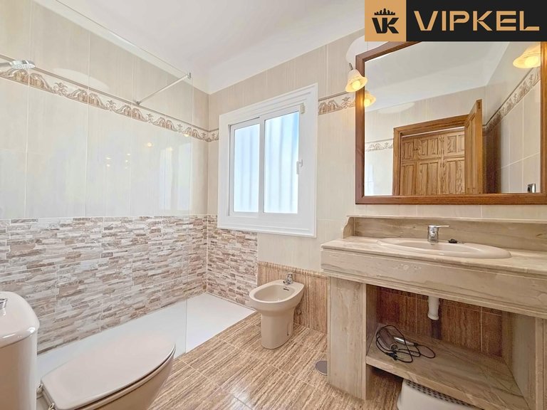 Villa for Sale in Yaiza, Las Palmas 40