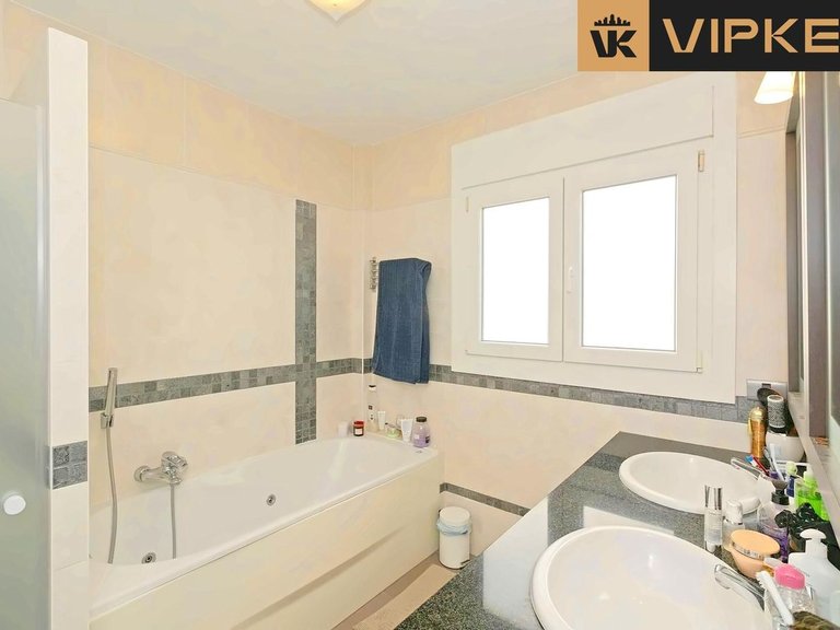 Villa for Sale in Adeje, Tenerife 17