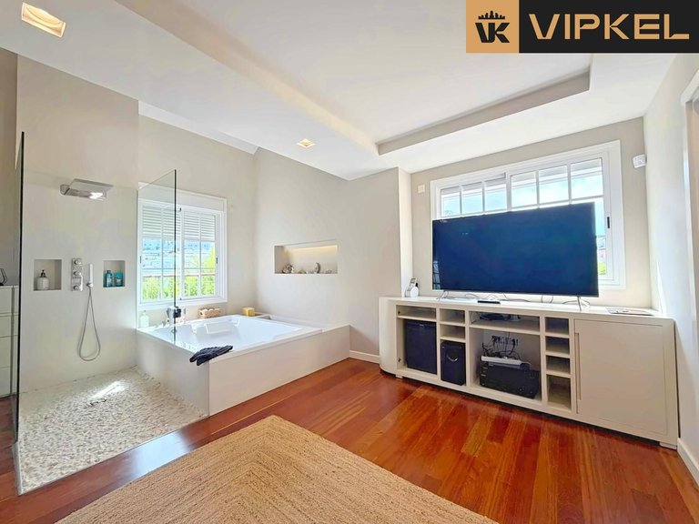 Villa for Sale in Adeje, Tenerife 16