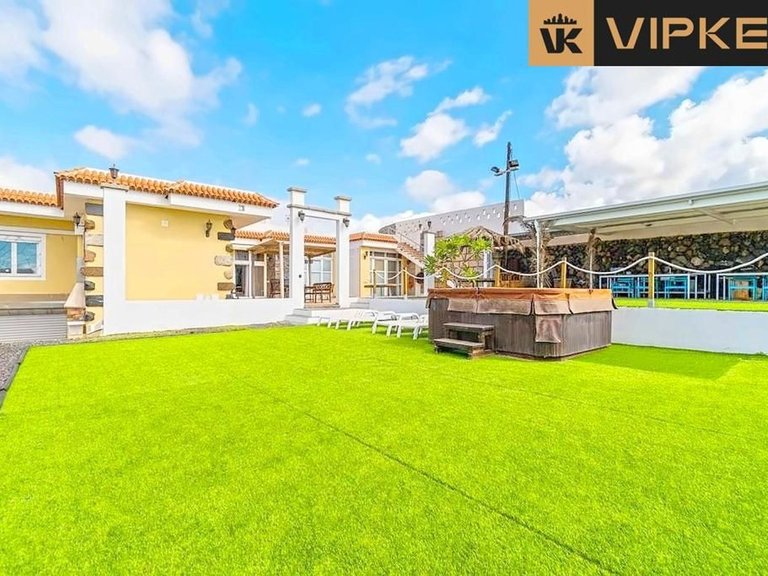 Villa for Sale in Arona, Tenerife 29