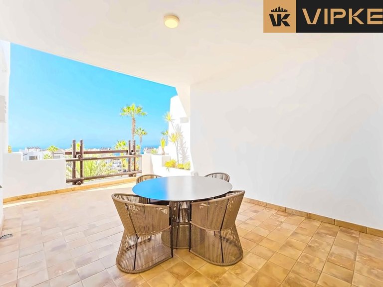 Villa for Sale in Guia De Isora, Tenerife 6