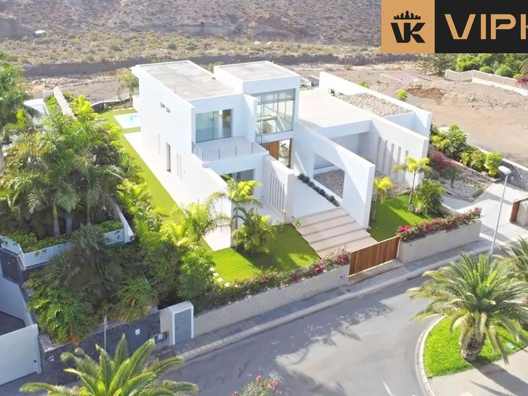 Villa for Sale in Adeje, Tenerife 39