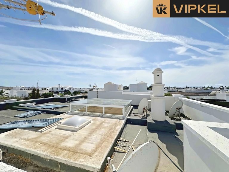 Villa for Sale in Yaiza, Las Palmas 9