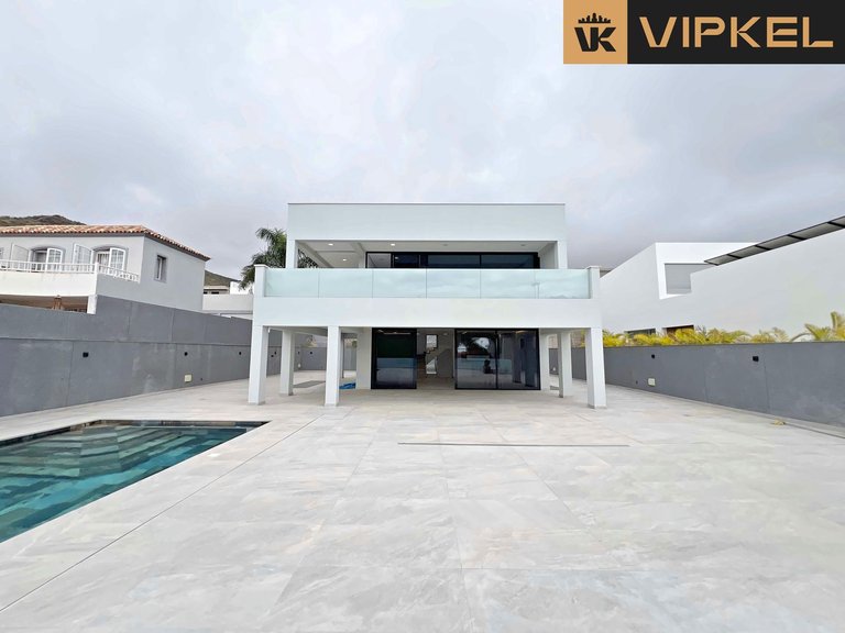 Villa for Sale in Adeje, Tenerife 17
