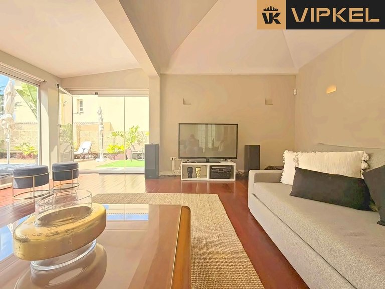 Villa for Sale in Adeje, Tenerife 8