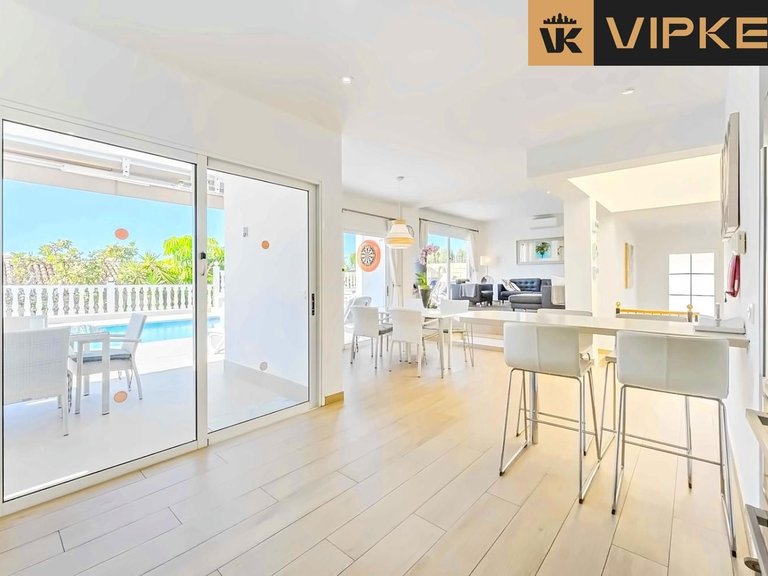 Villa for Sale in Santiago Del Teide, Tenerife 12