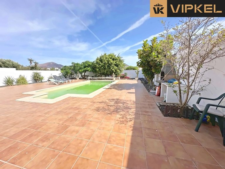 Villa for Sale in Yaiza, Las Palmas 14