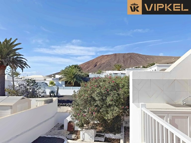 Villa for Sale in Yaiza, Las Palmas 16