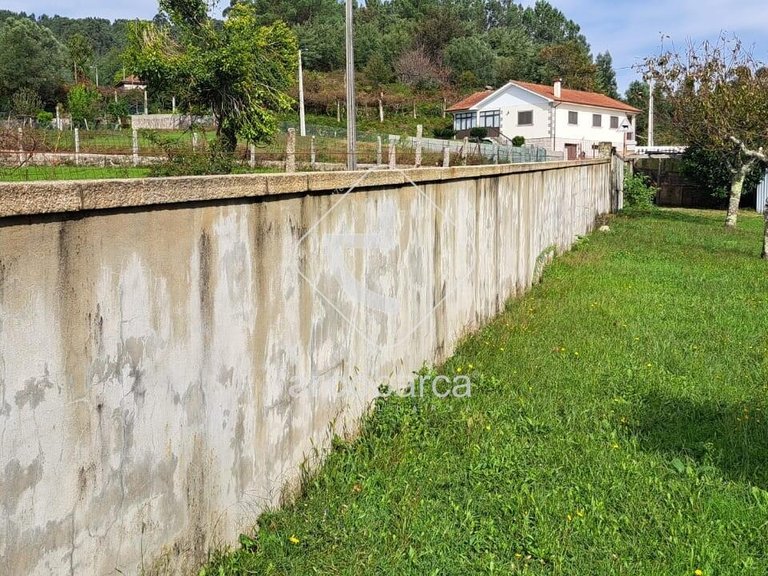 Plot para Sale en São Salvador, Vila Fonche E Parada, Arcos De Valdevez 2