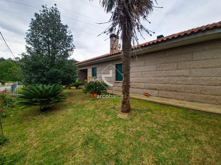 Villa para Sale en Britelo (são Martinho), Ponte Da Barca 15