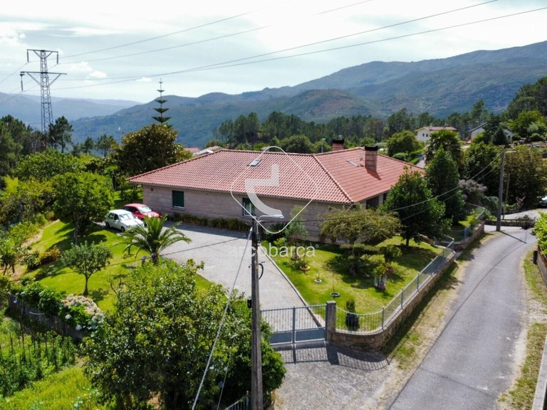 Villa para Sale en Britelo (são Martinho), Ponte Da Barca 33