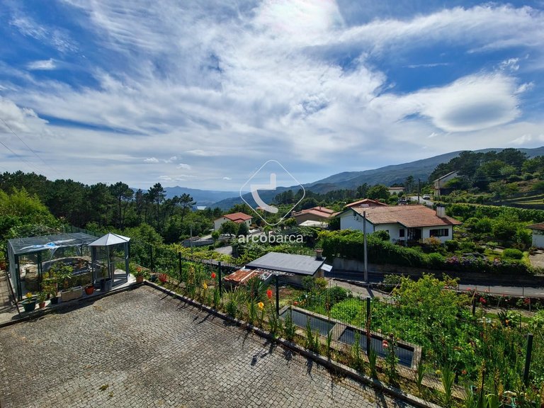 Villa para Sale en Britelo (são Martinho), Ponte Da Barca 29