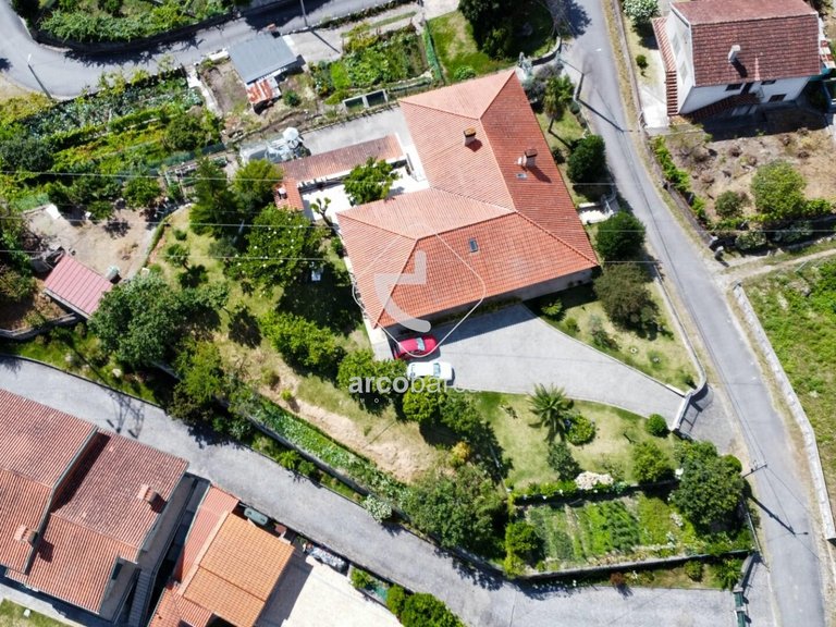 Villa para Sale en Britelo (são Martinho), Ponte Da Barca 31