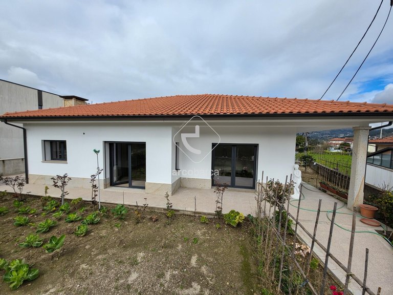 Villa para Sale en Ponte Da Barca, V.n. Muía, Paço Vedro Magalhães, Ponte Da Barca 1