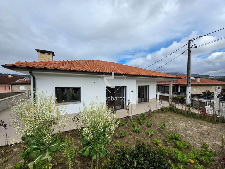 Villa para Sale en Ponte Da Barca, V.n. Muía, Paço Vedro Magalhães, Ponte Da Barca 2