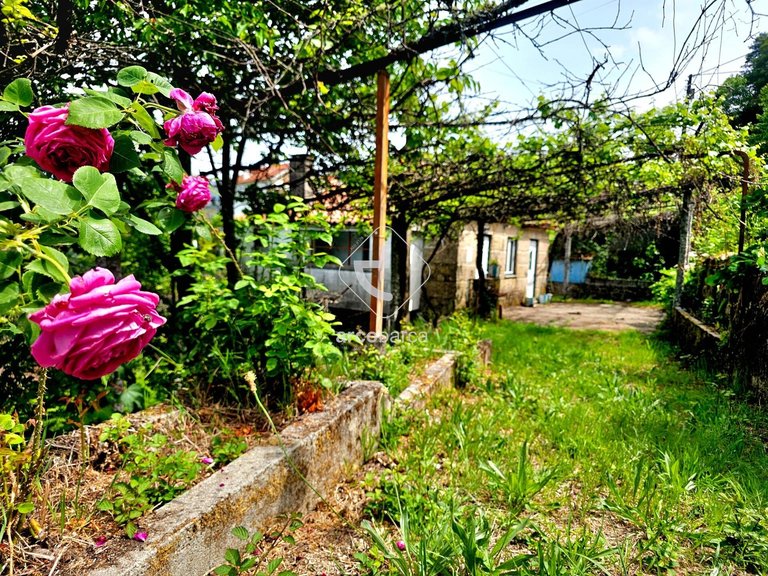 Villa para Sale en Britelo (são Martinho), Ponte Da Barca 17