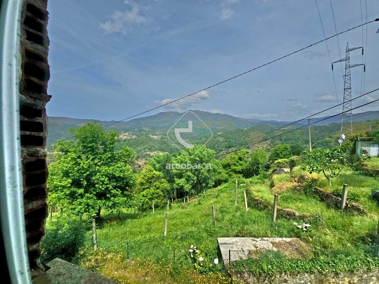 Villa para Sale en Britelo (são Martinho), Ponte Da Barca 27