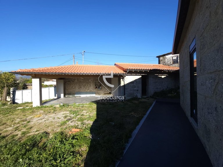 Villa para Sale en Lavradas, Ponte Da Barca 30