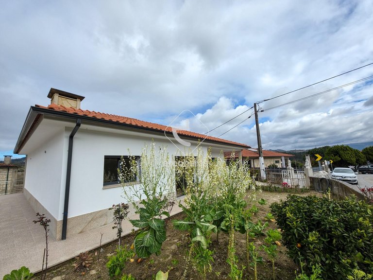 Villa para Sale en Ponte Da Barca, V.n. Muía, Paço Vedro Magalhães, Ponte Da Barca 24