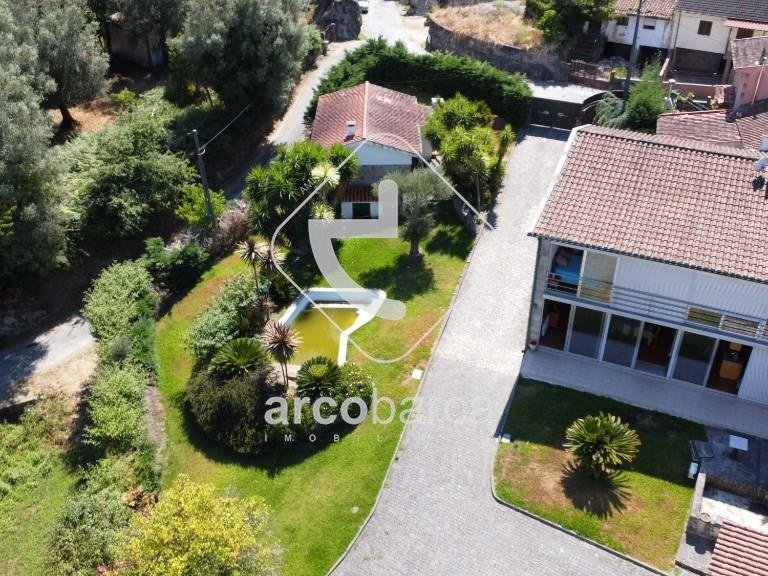 Villa para Sale en Oleiros, Ponte Da Barca 31