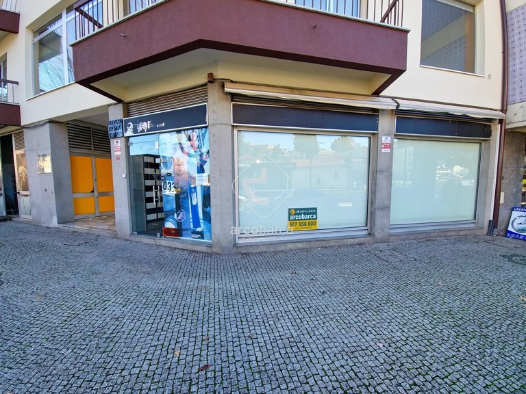 Commercial para Rent en Ponte Da Barca, V.n. Muía, Paço Vedro Magalhães, Ponte Da Barca 1