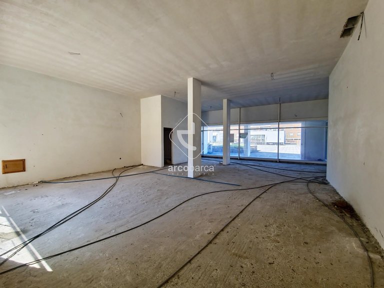 Commercial para Sale en Ponte Da Barca, V.n. Muía, Paço Vedro Magalhães, Ponte Da Barca 1