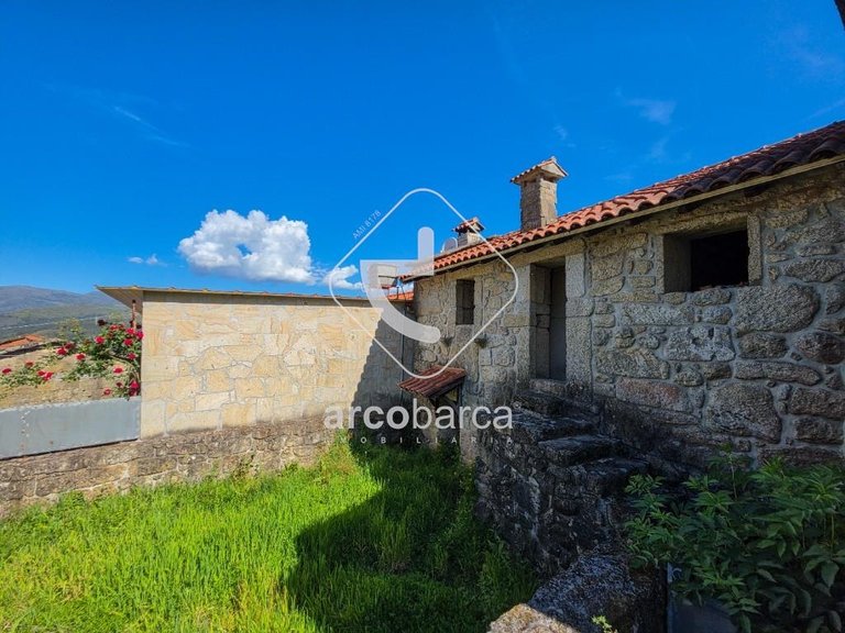 Villa para Sale en Lindoso, Ponte Da Barca 11