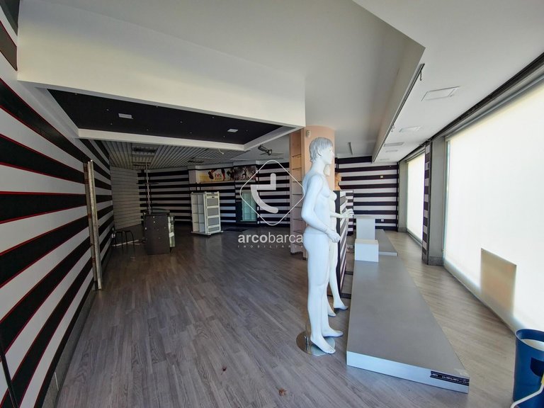 Commercial para Rent en Ponte Da Barca, V.n. Muía, Paço Vedro Magalhães, Ponte Da Barca 3