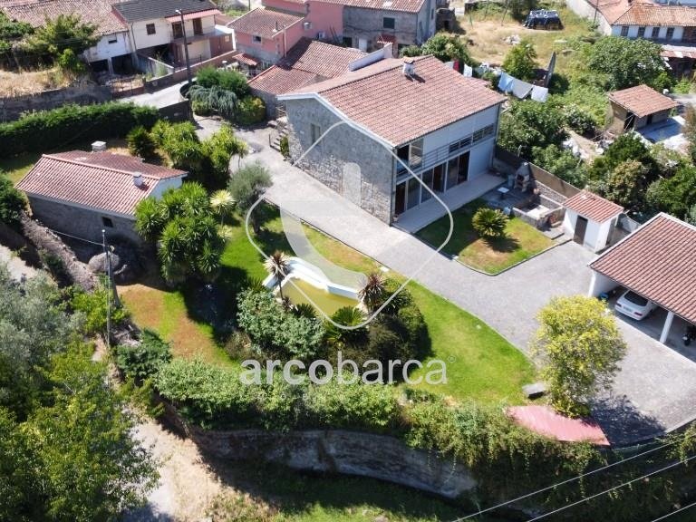 Villa para Sale en Oleiros, Ponte Da Barca 32