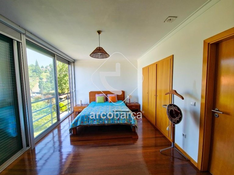 Villa para Sale en Oleiros, Ponte Da Barca 16