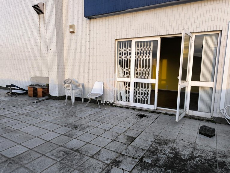 Commercial para Rent en Cedofeita, Santo Ildefonso, Sé, Miragaia, São Nicolau, Vitória, Porto 7