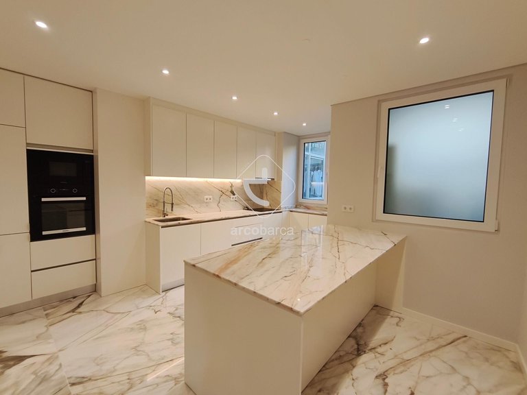 Apartment para Sale en Aldoar, Foz Do Douro E Nevogilde, Porto 2