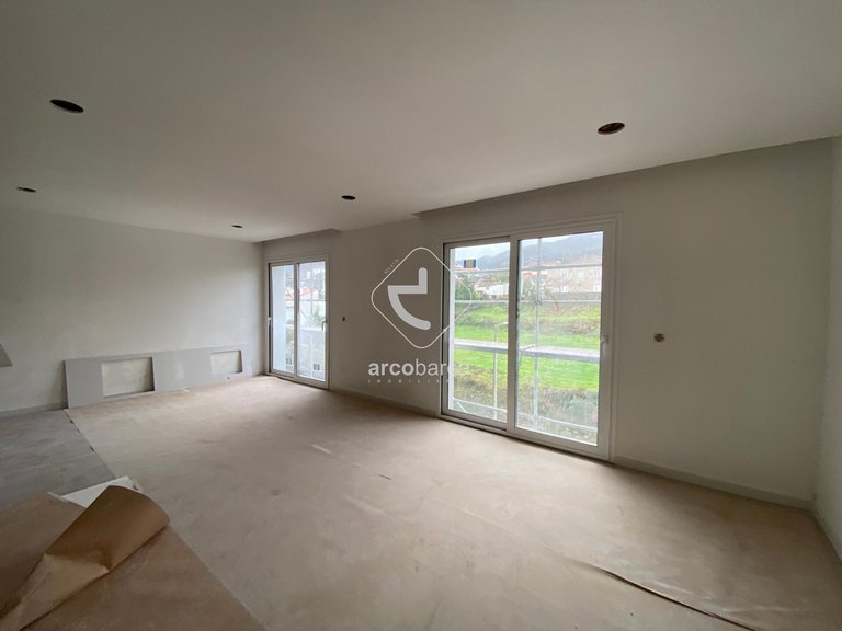 Apartment para Sale en São Salvador, Vila Fonche E Parada, Arcos De Valdevez 2