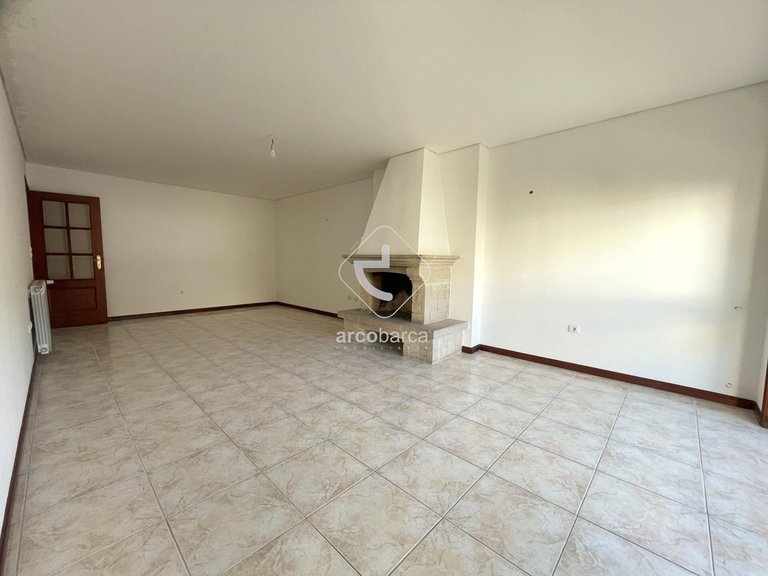 Apartment para Sale en Arcos De Valdevez (são Paio) E Giela, Arcos De Valdevez 4