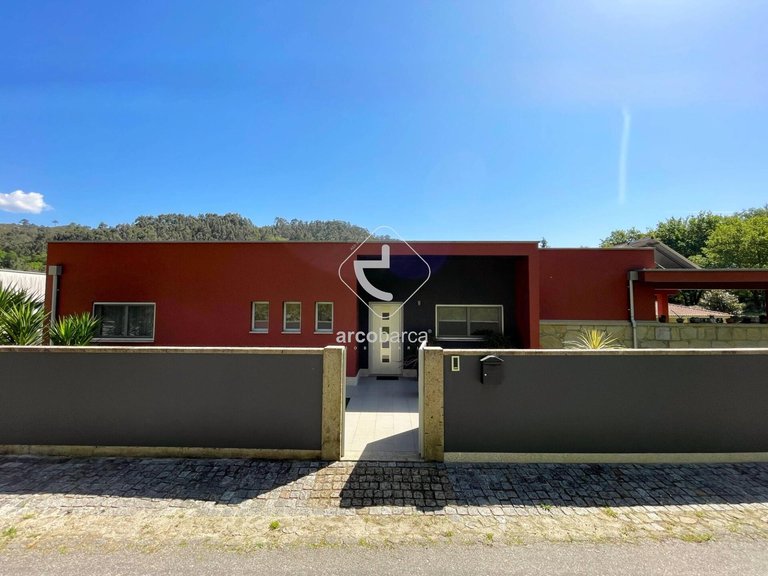 Villa para Sale en Arcos De Valdevez (são Paio) E Giela, Arcos De Valdevez 1
