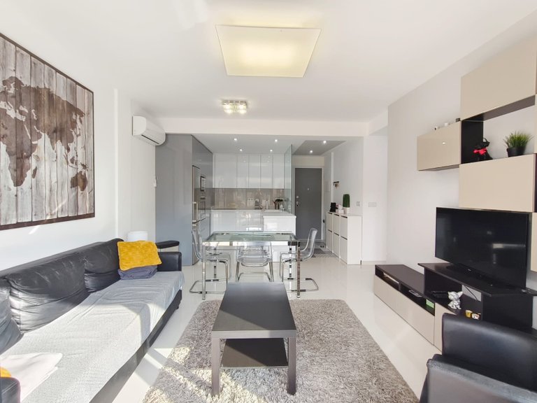 Apartment for Sale in Mil Palmeras, Alicante 5