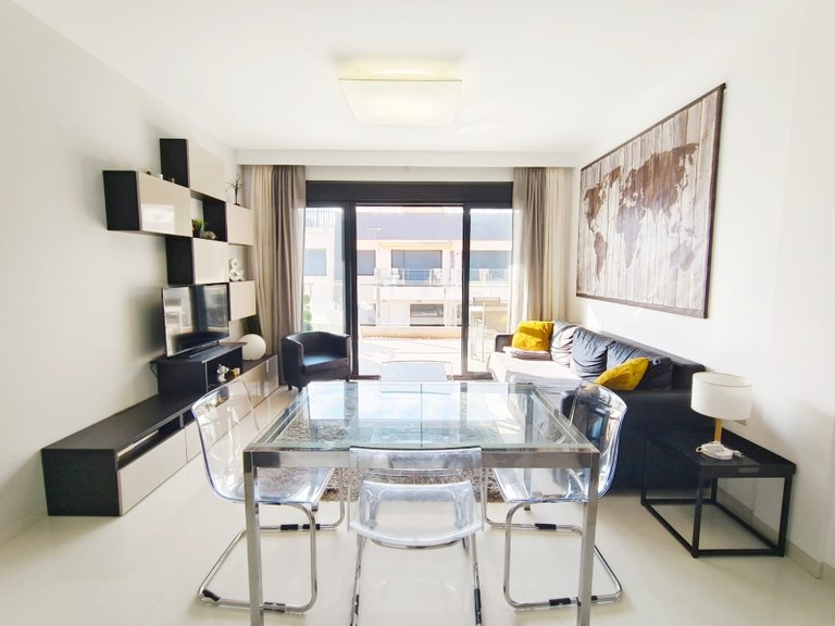 Apartment for Sale in Mil Palmeras, Alicante 8
