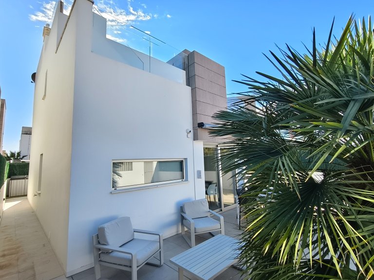 Villa for Sale in El Raso, Alicante 33