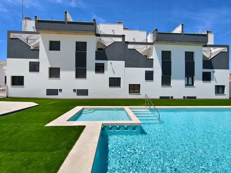 Apartment for Sale in Los Altos, Alicante 35