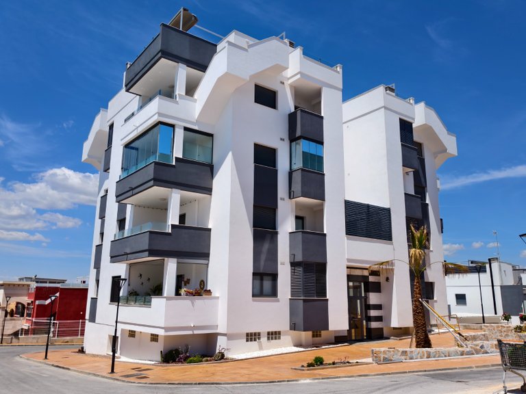 Apartment for Sale in Los Altos, Alicante 32