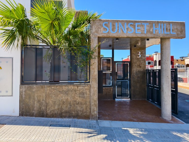 Apartment for Sale in Los Altos, Alicante 37