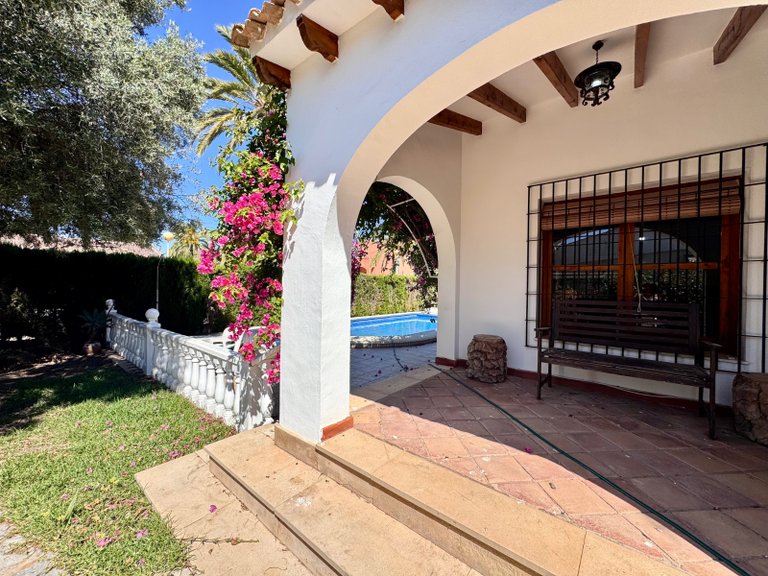 Villa for Sale in Costa Blanca Orihuela Costa, Alicante 3