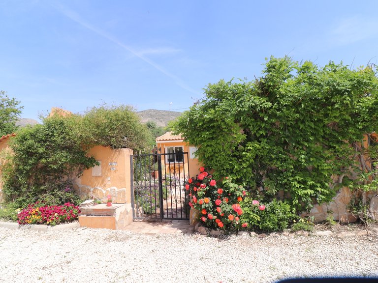 Country House for Sale in Inland Hondón De Las Nieves, Alicante 4