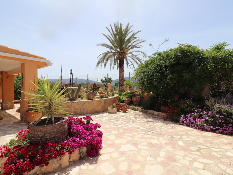 Country House for Sale in Inland Hondón De Las Nieves, Alicante 7