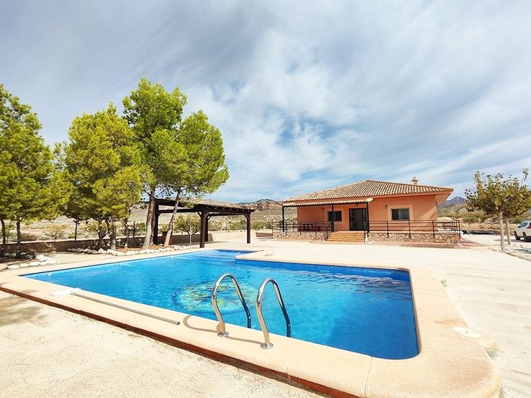 Villa for Sale in Inland Abanilla, Murcia 1