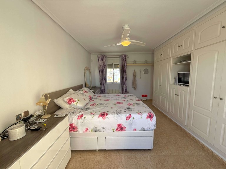 Villa for Sale in Orihuela, Alicante 31