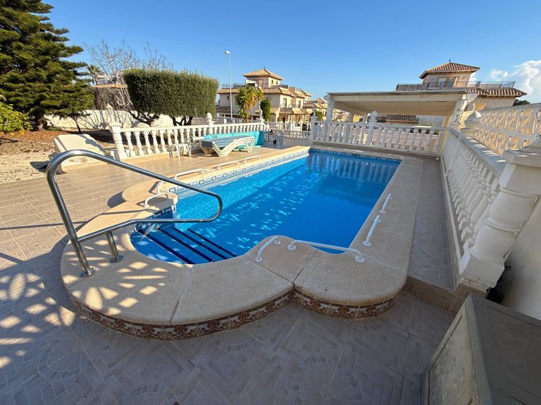 Villa for Sale in Orihuela, Alicante 5