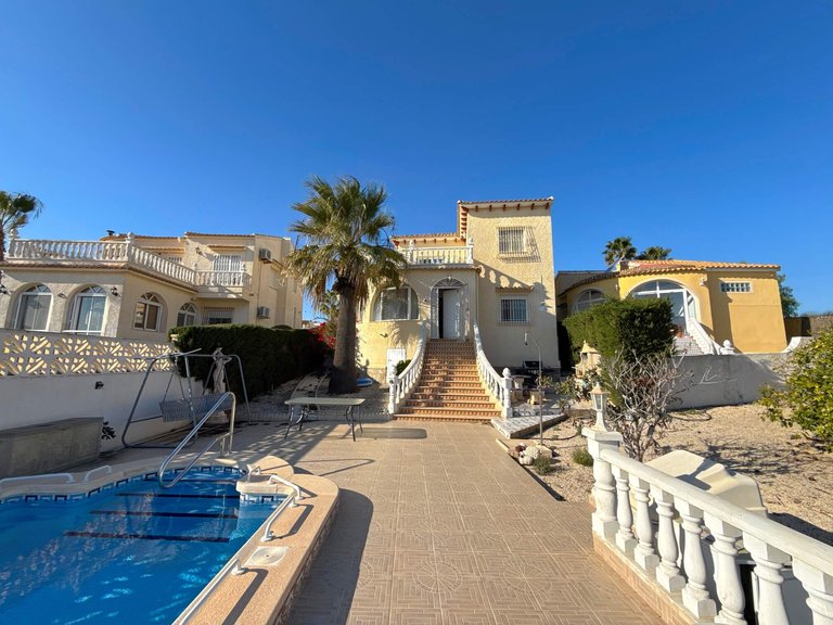 Villa for Sale in Orihuela, Alicante 6