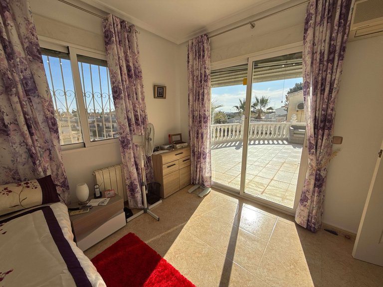 Villa for Sale in Orihuela, Alicante 32
