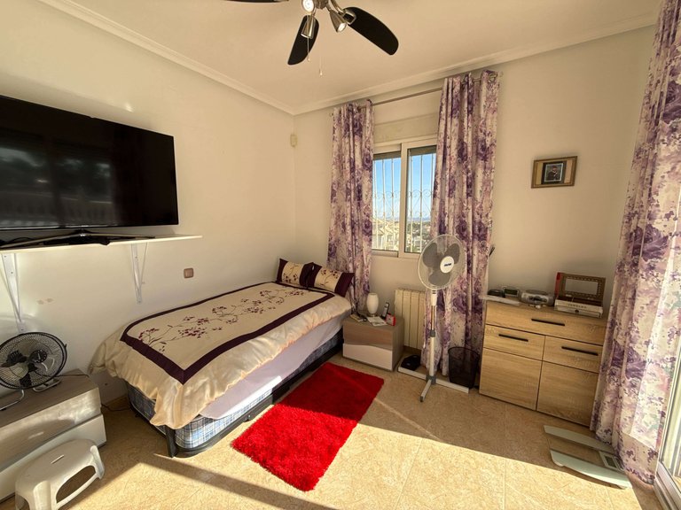 Villa for Sale in Orihuela, Alicante 38